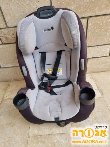 כיסא בטיחות לרכב