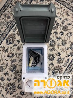 צידנית עם חיבור חשמל לרכב