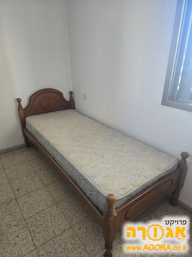 מיטה מעץ 200x90 ס"מ