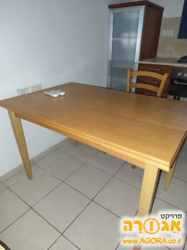 שולחן פינת אוכל נפתח