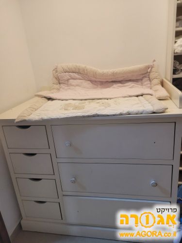 שידת החתלה