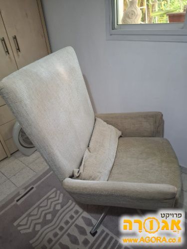 כורסה מסתובבת גב גבוה