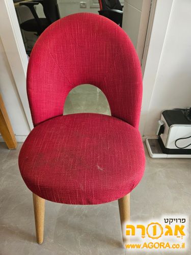ארבעה כסאות פינת אוכל