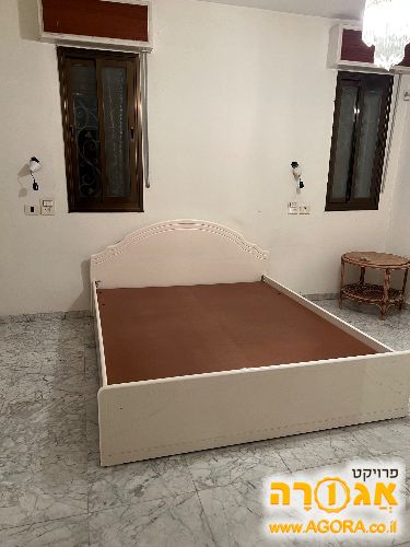 2 מיטות זוגיות