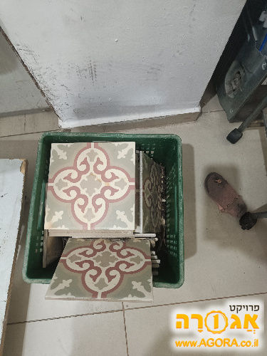 מרצפות קרמיקה
