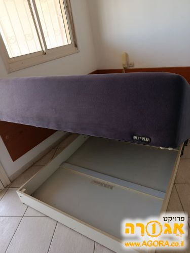 מיטה זוגית