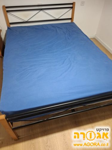 מיטה זוגית