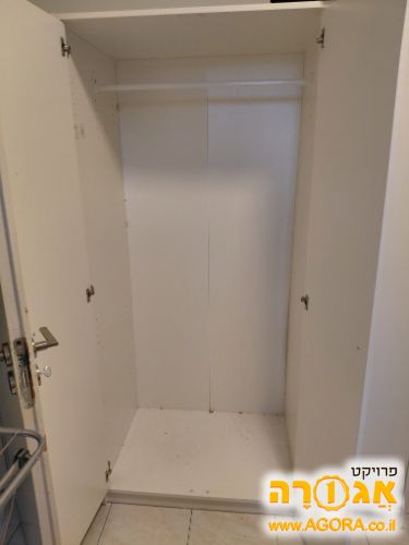 ארון איקיאה