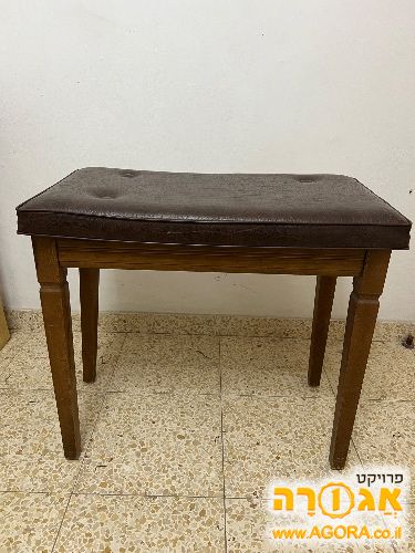 כסא נגינה לפסנתר/אורגן