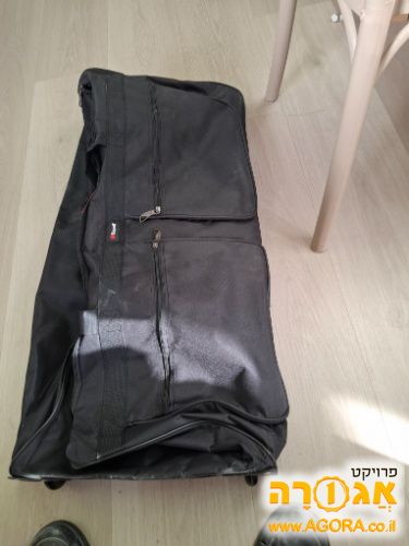 תיק נסיעות