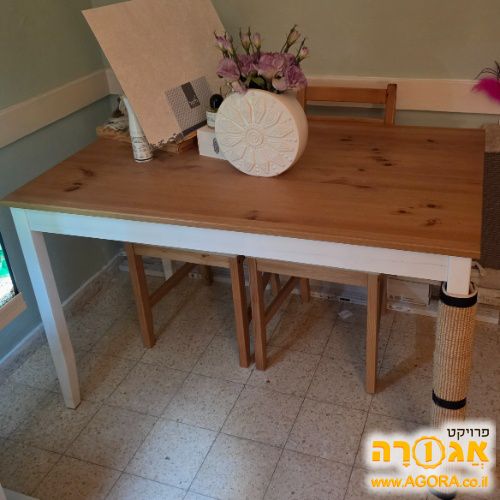 שולחן + 2 כסאות