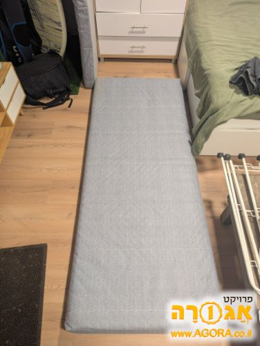 זוג מזרונים לספה נפתחת / מיטות נוער