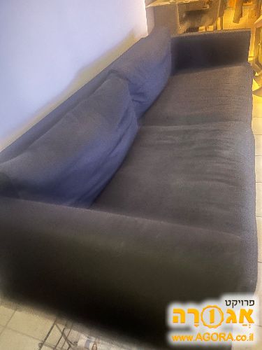 ספה רביצה מאד נוחה - זקוקה לניקוי
