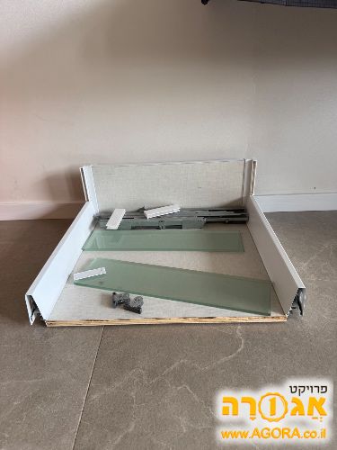 מגירת מטבח