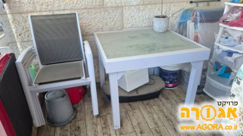 שולחן נפתח למרפסת+4 כסאות