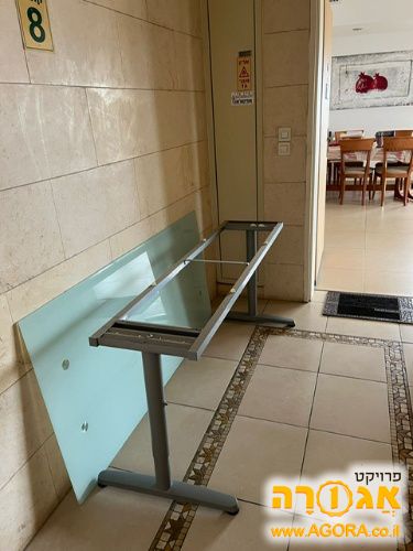 שולחן משרדי משטח זכוכית