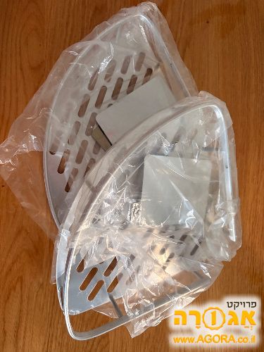 מתלים למקלחת
