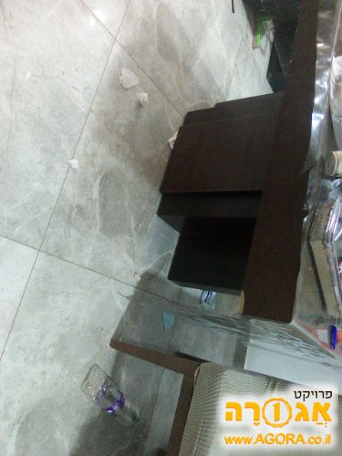 שולחן אוכל
