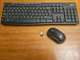 סט מקלדת ועכבר אלחוטיים Logitech K270