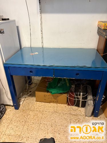 שולחן כתיבה כבד