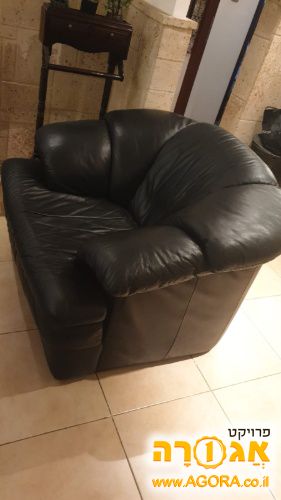 ספות מעור איכותי+ ספת בד אדומה