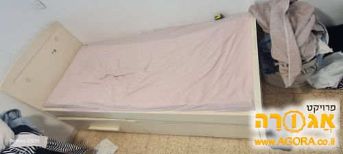 מיטת נוער