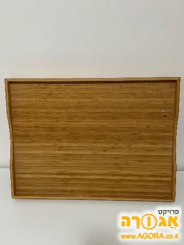 מגש במבוק