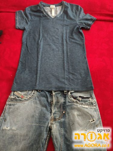 מכנסי ג'ינס וחולצה של דיזל