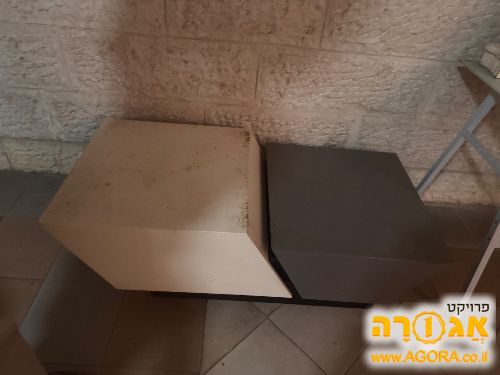 שולחן