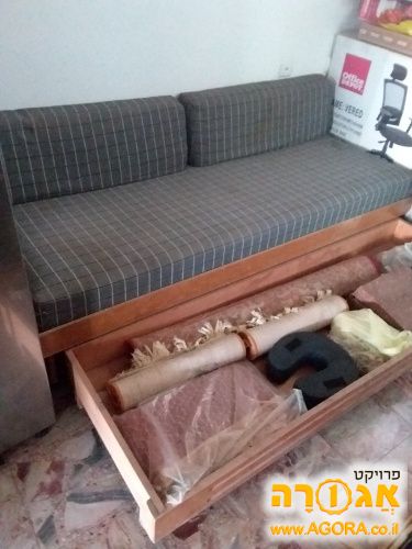 מיטה בודדת