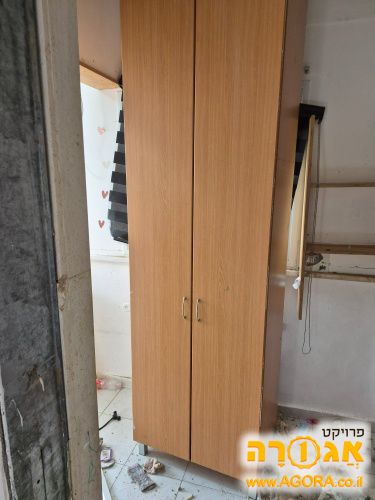 ארון דלתות