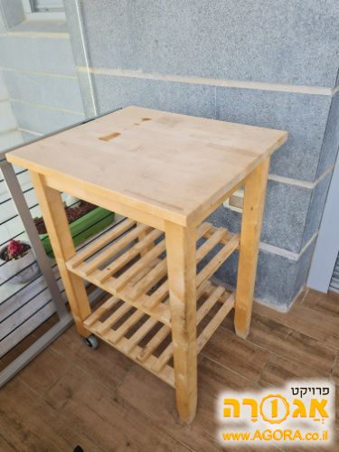 עגלת עץ