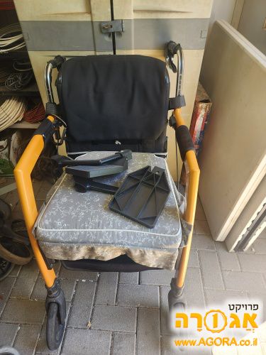 כיסא גלגלים במצב טוב