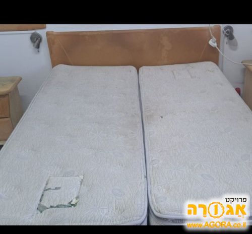 מיטה זוגית עם 2 מזרונים ושידות