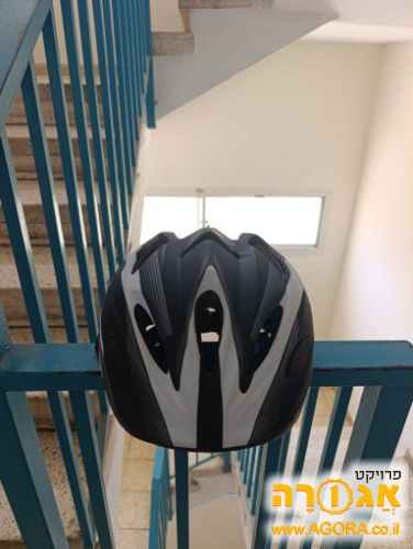 קסדה לרוכב אופניים