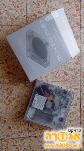 נגן דיסקים נייד בעיצוב רטרו