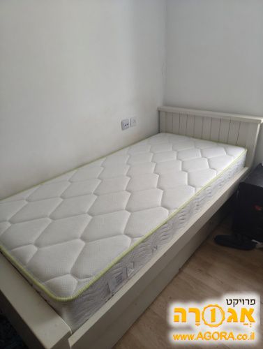 מיטת נוער