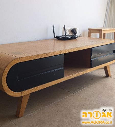 מזנון שידה טלויזיה עם מגירות