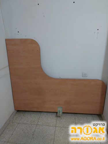 פלטה חזקה לשולחן כתיבה