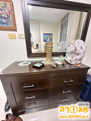 שידה חדר שינה