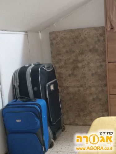 מזרן יחיד קטן