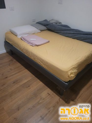 מיטה וחצי