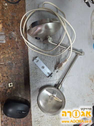 מנורת קריאה חיבור לקיר