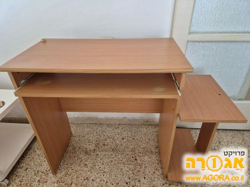 שולחן מחשב