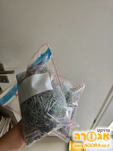 סיכות משרדיות