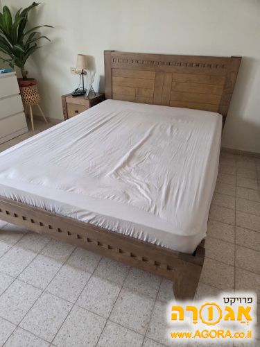 מיטה זוגית
