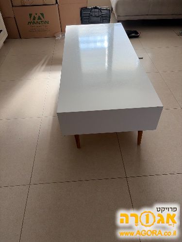 שולחן סלון