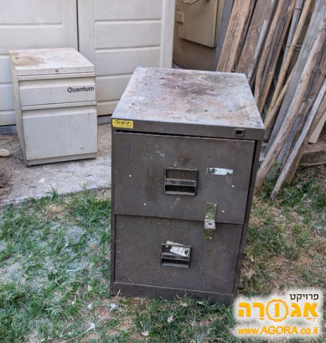 מגירות מתכת