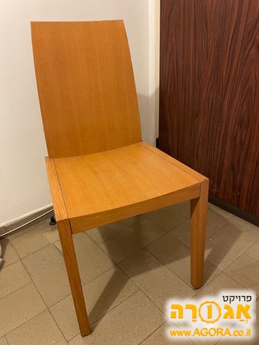 8 כסאות עץ לפינת אוכל