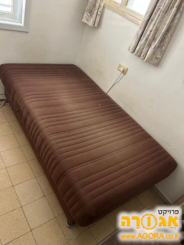 מיטה וחצי